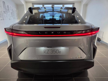 Photo 18 du bon plan LEXUS RZ 350e Luxe MC26 occasion à 52900 €