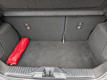 Photo 21 du bon plan FORD Fiesta 1.0 Flexifuel 95ch ST-Line 5p occasion à 14390 €