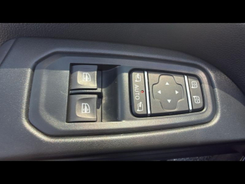 Photo 13 du bon plan NISSAN Primastar Fg VUL L2H1 3t0 2.0 dCi 150ch Cabine Approfondie N-Connecta DCT Euro6E occasion à 34990 €