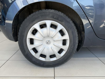 Photo 5 du bon plan NISSAN Micra V (K14) Ph1 1.0 IG 71 Visia Pack 2018 E6c occasion à 9990 €