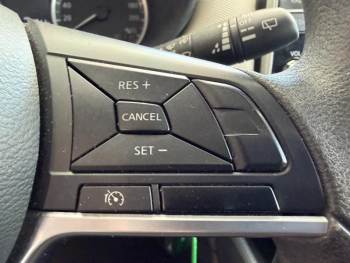 Photo 16 du bon plan NISSAN Micra V (K14) Ph1 1.0 IG 71 Visia Pack 2018 E6c occasion à 9990 €