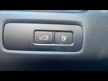 Photo 25 du bon plan VOLVO XC60 T6 Hybride Rechargeable 253 + 145ch Plus Style Dark Geartronic 8 AWD occasion à 48900 €