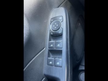 Photo 22 du bon plan FORD Kuga 2.5 Duratec 190ch FHEV E85 ST-Line BVA occasion à 25900 €