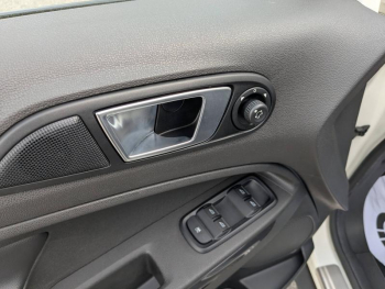 Photo 9 du bon plan FORD EcoSport 1.0 ECOBOOST 125CH TITANIUM 1ERE MAIN occasion à 10900 €