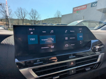 Photo 19 du bon plan CITROEN C4 PureTech 130ch S&S Shine Pack EAT8 occasion à 16512 €