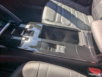 Photo 21 du bon plan CITROEN C4 PureTech 130ch S&S Shine Pack EAT8 occasion à 16512 €