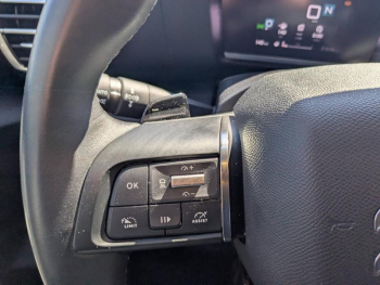 Photo 25 du bon plan CITROEN C4 PureTech 130ch S&S Shine Pack EAT8 occasion à 16512 €