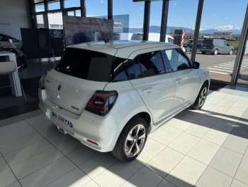 Photo 6 du bon plan SUZUKI Swift 1.2 Hybrid 83ch Pack AllGrip occasion à 18290 €