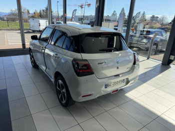 Photo 9 du bon plan SUZUKI Swift 1.2 Hybrid 83ch Pack AllGrip occasion à 18290 €