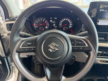 Photo 14 du bon plan SUZUKI Swift 1.2 Hybrid 83ch Pack AllGrip occasion à 18290 €