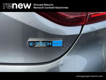 Photo 21 du bon plan RENAULT Clio 1.6 E-Tech hybride 145ch Techno occasion à 16990 €