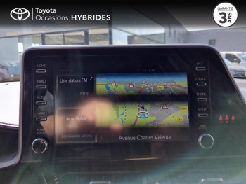 Photo 15 du bon plan TOYOTA C-HR 2.0 Hybride 184ch Dynamic Business E-CVT + Programme Beyond Zero Academy occasion à 16590 €