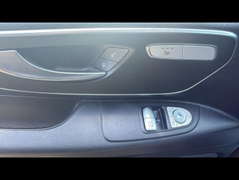 Photo 13 du bon plan MERCEDES-BENZ Vito 114 CDI Extra-Long Pro Intégrale 9G-Tronic occasion à 49900 €