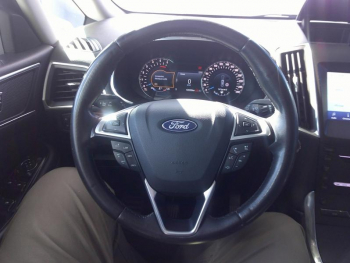 Photo 5 du bon plan FORD S-MAX 2.0 TDCi 150ch Stop&Start Titanium occasion à 18900 €