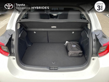 Photo 10 du bon plan TOYOTA Yaris 116h Design 5p MC24 occasion à 22390 €
