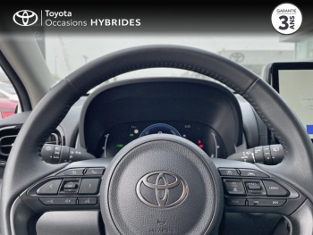 Photo 13 du bon plan TOYOTA Yaris 116h Design 5p MC24 occasion à 22390 €