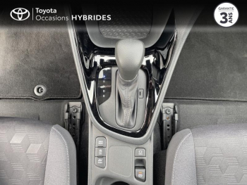 Photo 20 du bon plan TOYOTA Yaris 116h Design 5p MC24 occasion à 22390 €