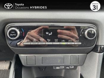 Photo 21 du bon plan TOYOTA Yaris 116h Design 5p MC24 occasion à 22390 €