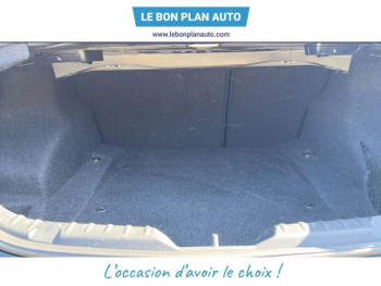 Photo 17 du bon plan BMW Série 2 Coupé 218i 136ch Luxury occasion à 17490 €