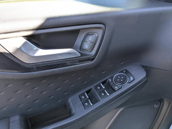 Photo 10 du bon plan FORD Kuga 2.5 Duratec 225ch PHEV ST-Line X BVA occasion à 22970 €