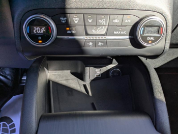 Photo 17 du bon plan FORD Kuga 2.5 Duratec 225ch PHEV ST-Line X BVA occasion à 22970 €