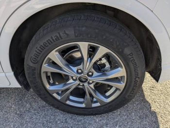 Photo 29 du bon plan FORD Kuga 2.5 Duratec 225ch PHEV ST-Line X BVA occasion à 22970 €