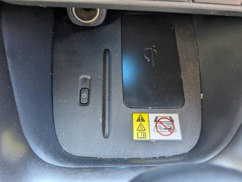 Photo 21 du bon plan TOYOTA Yaris 116h GR Sport 5p MY22 occasion à 21590 €