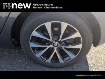 Photo 10 du bon plan RENAULT Clio 1.6 E-Tech 140ch Intens -21 occasion à 16399 €