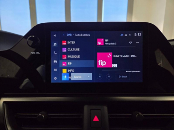 Photo 7 du bon plan LEXUS UX 250h Pack Business 2WD occasion à 26990 €