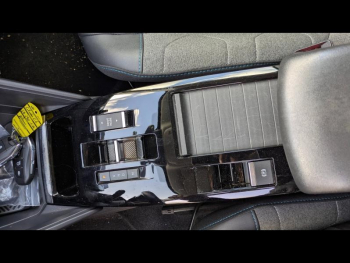 Photo 14 du bon plan CITROEN C4 PureTech 130ch S&S Feel Pack EAT8 occasion à 14490 €