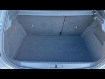 Photo 14 du bon plan PEUGEOT 208 1.2 PureTech 100ch S&S Active Business EAT8 occasion à 13490 €