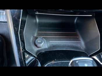 Photo 29 du bon plan PEUGEOT 208 1.2 PureTech 100ch S&S Active Business EAT8 occasion à 13490 €