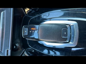 Photo 30 du bon plan PEUGEOT 208 1.2 PureTech 100ch S&S Active Business EAT8 occasion à 13490 €