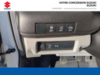 Photo 10 du bon plan SUZUKI Swift 1.2 Hybrid 83ch Pack AllGrip occasion à 18990 €