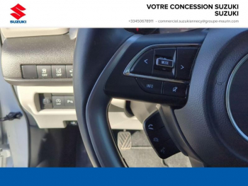 Photo 11 du bon plan SUZUKI Swift 1.2 Hybrid 83ch Pack AllGrip occasion à 18990 €