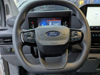Photo 10 du bon plan FORD Transit Custom Fg VUL 320 L2H1 2.0 EcoBlue 170ch Trend BVA8 occasion à 33900 €