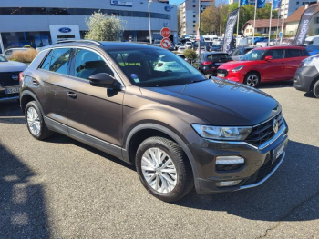 Photo 18 du bon plan VOLKSWAGEN T-Roc 1.5 TSI EVO 150ch Lounge occasion à 15990 €