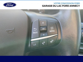 Photo 11 du bon plan FORD Kuga 1.5 EcoBlue 120ch Titanium occasion à 16990 €