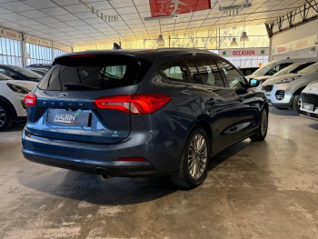 Photo 4 du bon plan FORD Focus SW 1.0 EcoBoost 125ch Titanium BVA 116g occasion à 14890 €