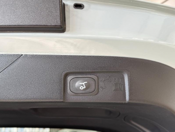 Photo 20 du bon plan FORD Puma 1.0 EcoBoost Hybrid 125ch ST-Line S&S occasion à 23890 €