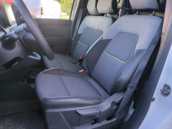 Photo 13 du bon plan RENAULT Kangoo Van L1 1.5 Blue dCi 95ch Grand Confort - 22 occasion à 18490 €