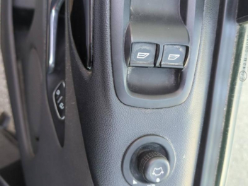 Photo 15 du bon plan FORD Transit Custom Fg VUL 300 L1H1 2.0 EcoBlue 170 Hybrid Limited occasion à 20388 €