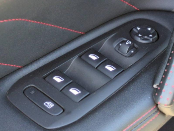 Photo 17 du bon plan PEUGEOT 308 1.2 PureTech 130ch S&S GT Line occasion à 9490 €