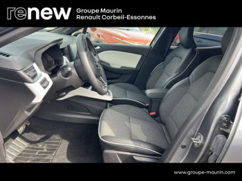 Photo 12 du bon plan RENAULT Clio 1.6 E-Tech hybride 145ch Techno occasion à 16990 €