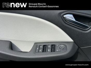 Photo 13 du bon plan RENAULT Clio 1.6 E-Tech hybride 145ch Techno occasion à 16990 €
