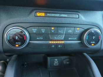 Photo 19 du bon plan FORD Kuga 2.5 Duratec 190ch FHEV E85 ST-Line BVA occasion à 28990 €