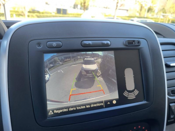 Photo 8 du bon plan NISSAN NV300 Fg L1H1 2t8 2.0 dCi 145ch S/S N-Connecta  DCT occasion à 21990 €