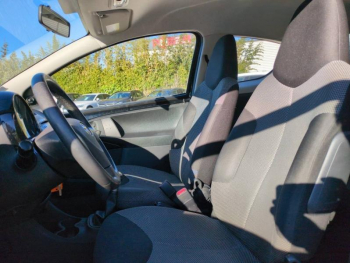 Photo 11 du bon plan TOYOTA Aygo 1.0 VVT-i 68ch Dynamic 3p occasion à 5900 €