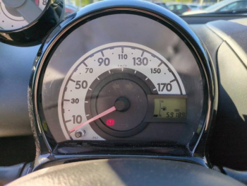 Photo 15 du bon plan TOYOTA Aygo 1.0 VVT-i 68ch Dynamic 3p occasion à 5900 €