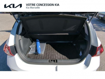 Photo 12 du bon plan HYUNDAI i20 1.0 T-GDi 100ch Hybrid Creative DCT-7 occasion à 18490 €